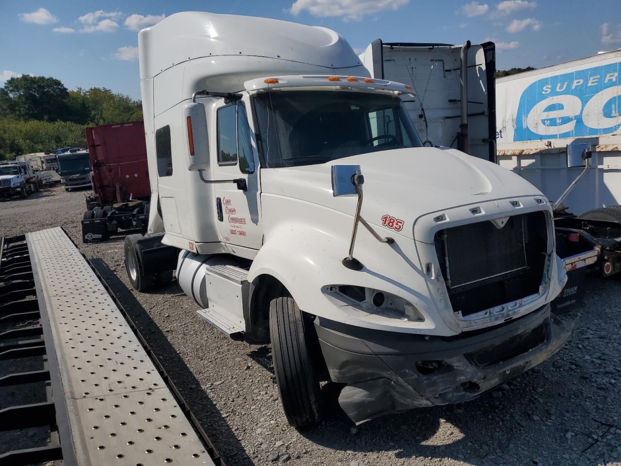 2016 International Prostar Semi Truck
