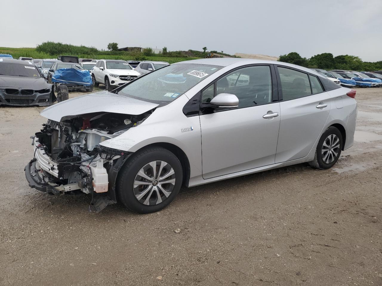 2020 Toyota Prius prime Le