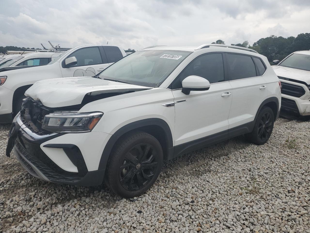 2023 Volkswagen Taos se SE