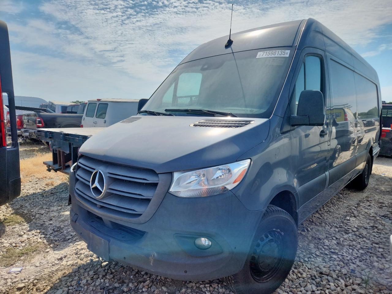 2022 Mercedes-benz Sprinter 2500