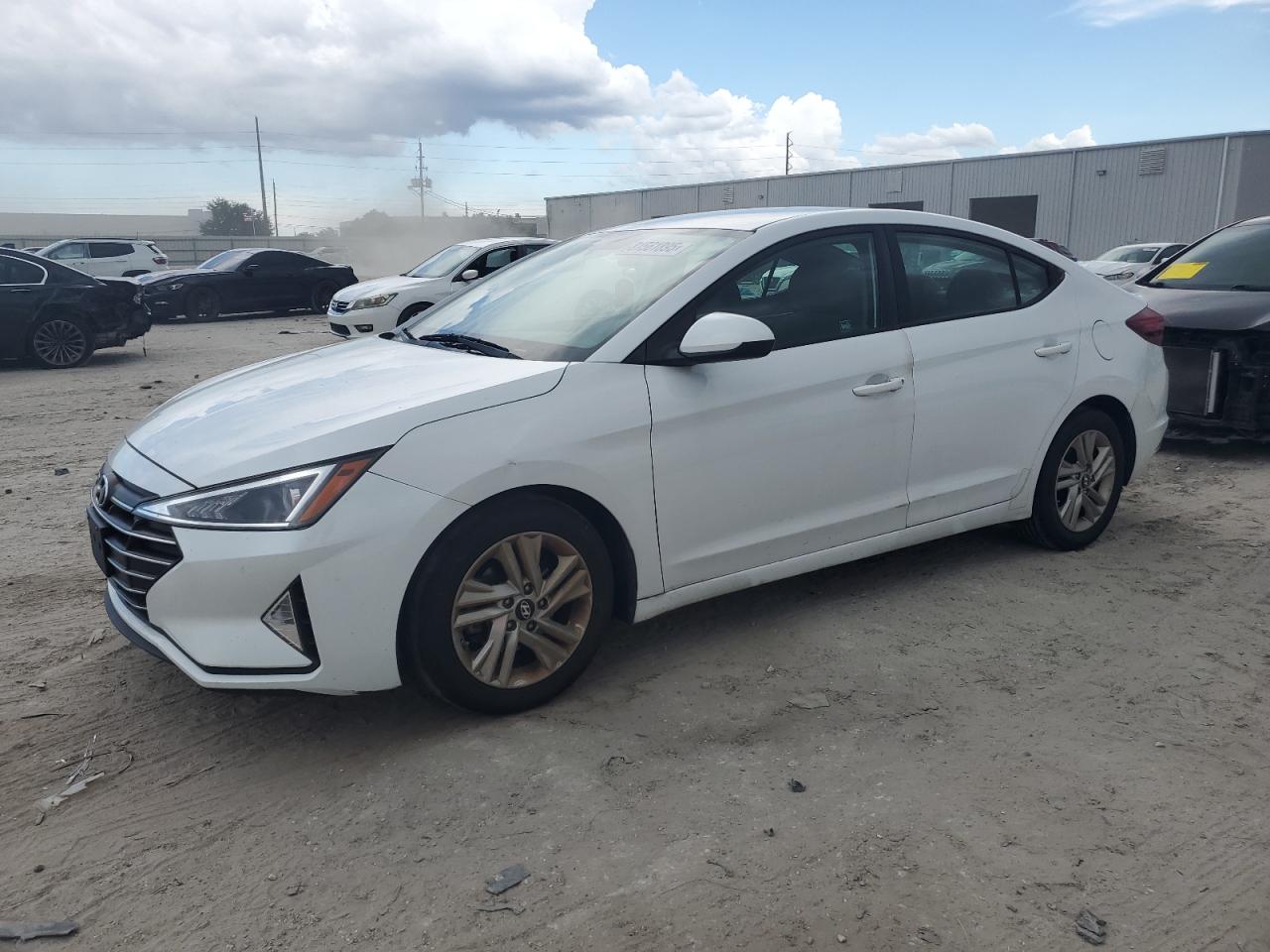 2019 Hyundai Elantra se SEL