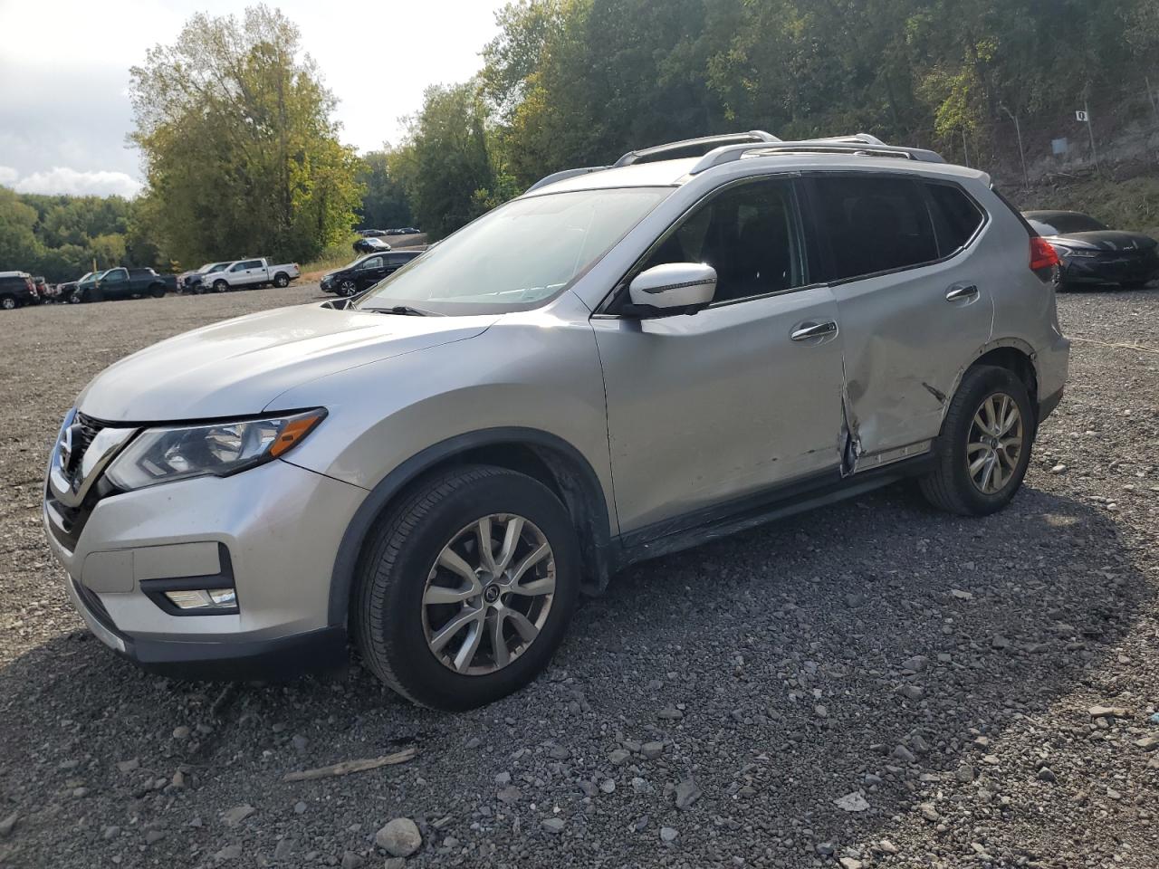 2017 Nissan Rogue s S
