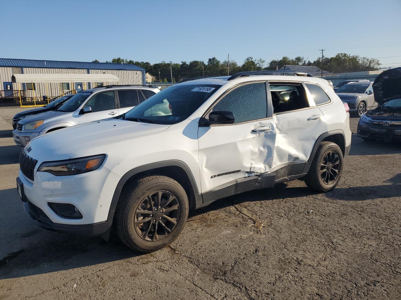 2023 Jeep Cherokee a ALTITUDE LUX
