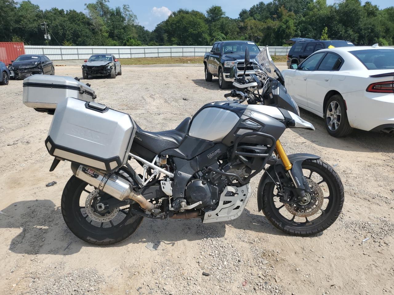 Suzuki Dl1000