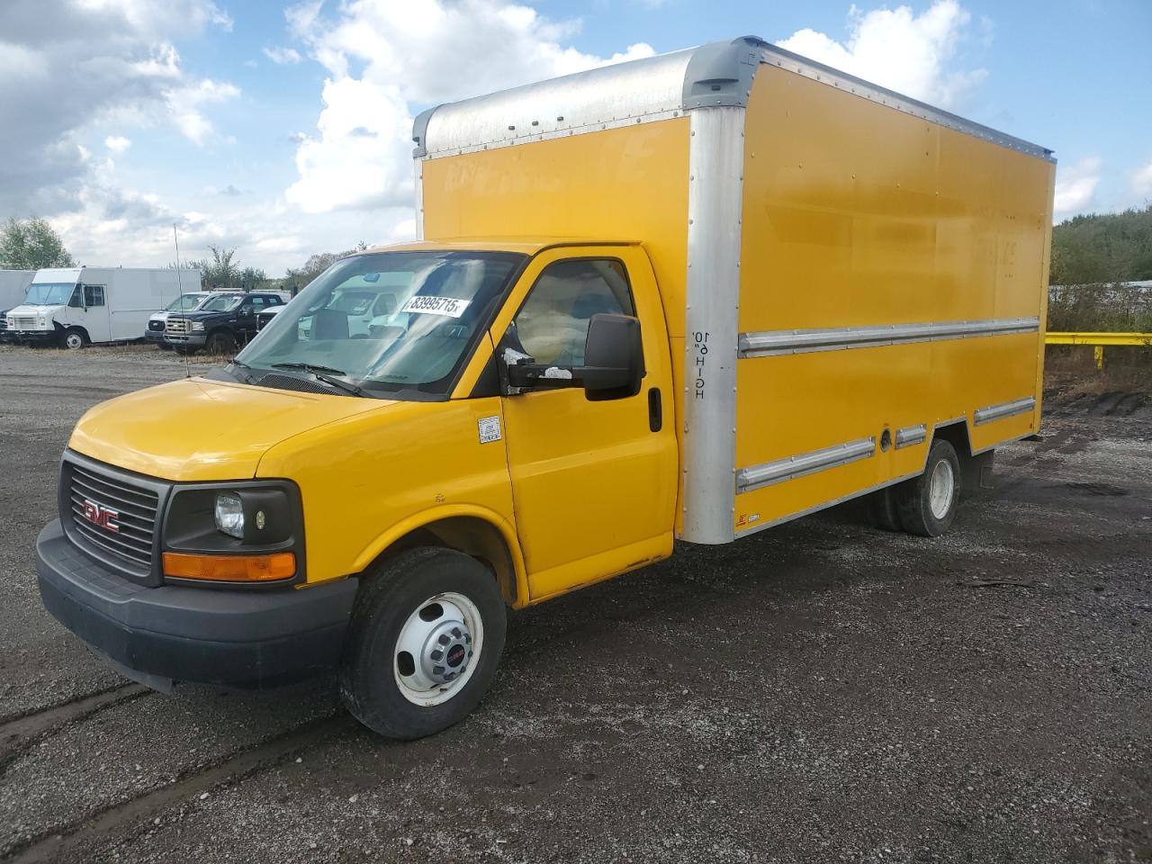 2014 Gmc Savana Cut - Box Truck
