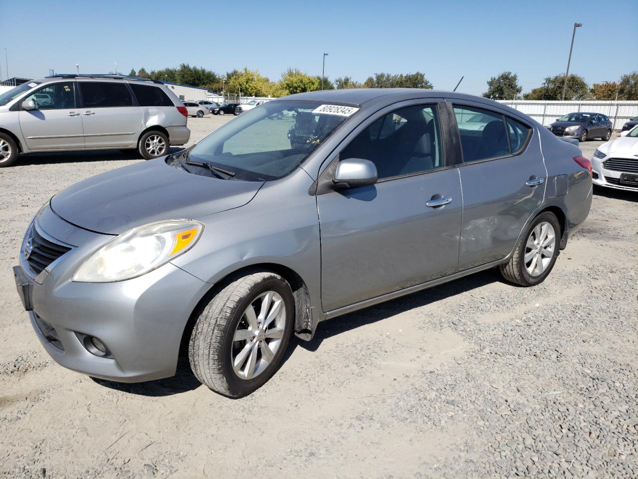 2014 Nissan Versa s S