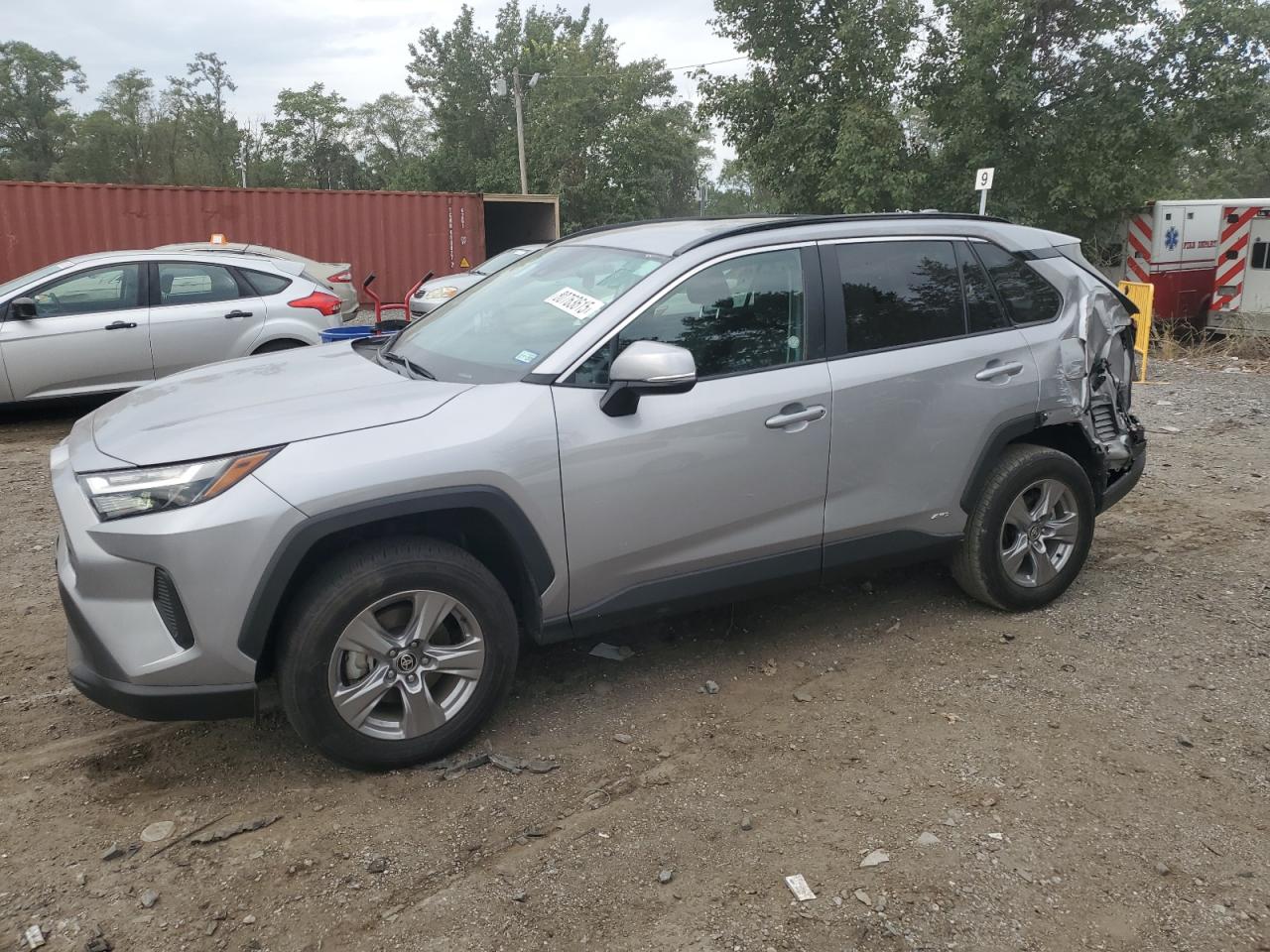 2025 Toyota Rav4 xle XLE