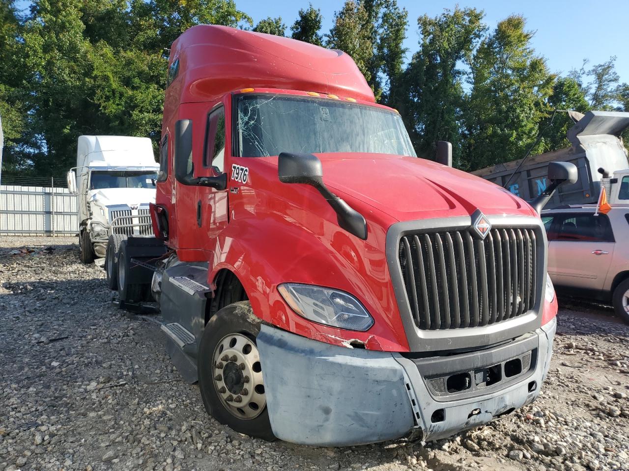 2022 International Lt625