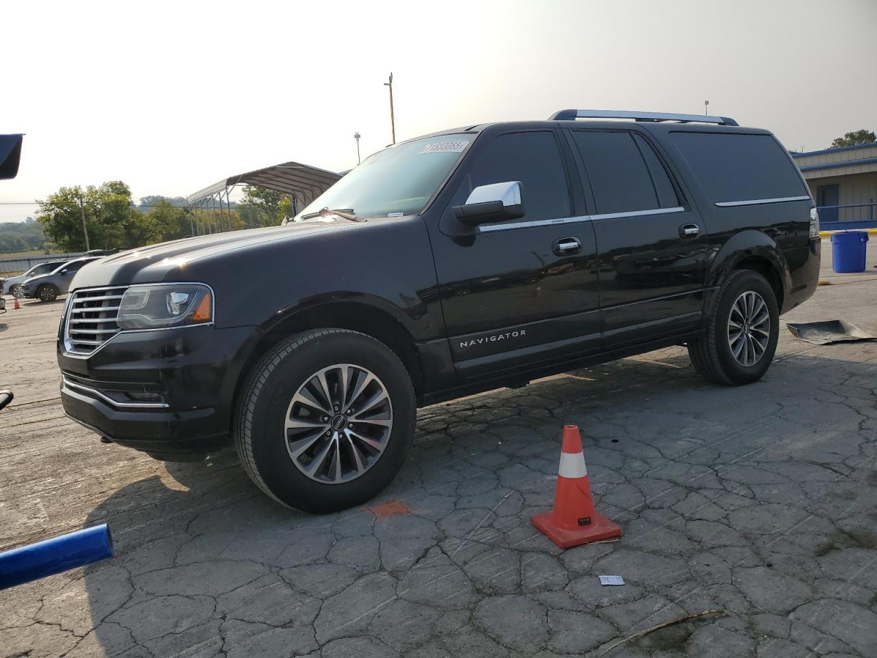 2017 Lincoln Navigator L Select