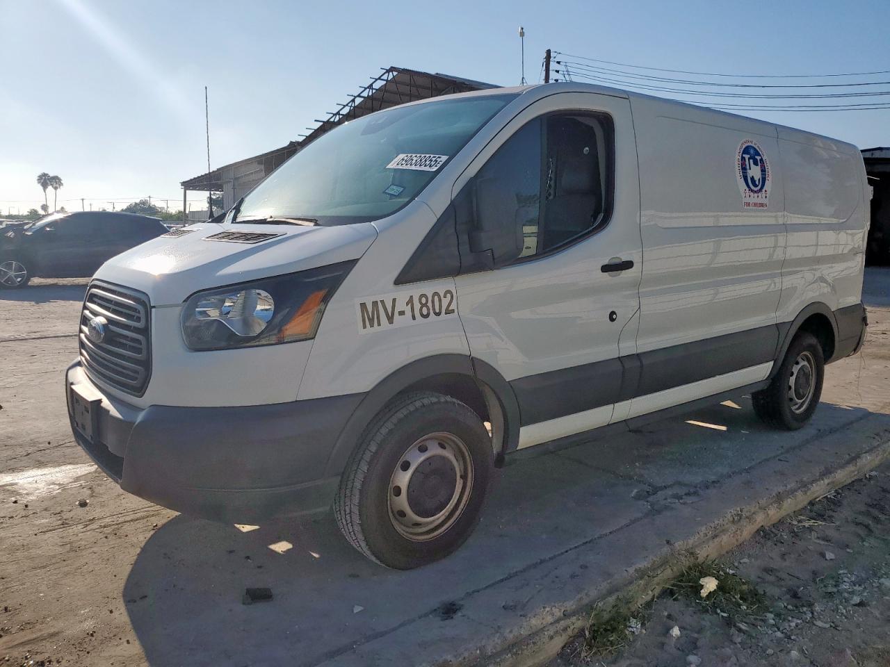2018 Ford Van T-250