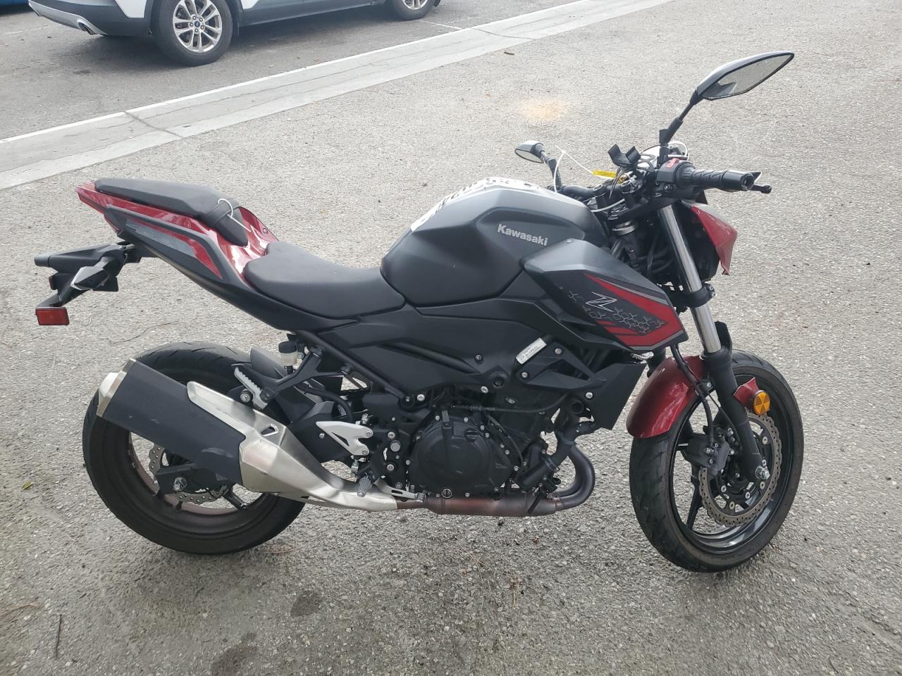 2021 Kawasaki Er400 d D
