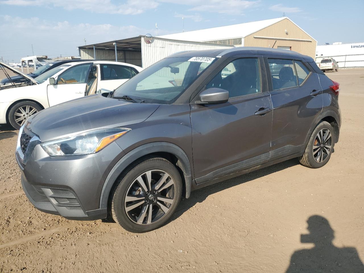 2019 Nissan Kicks s S