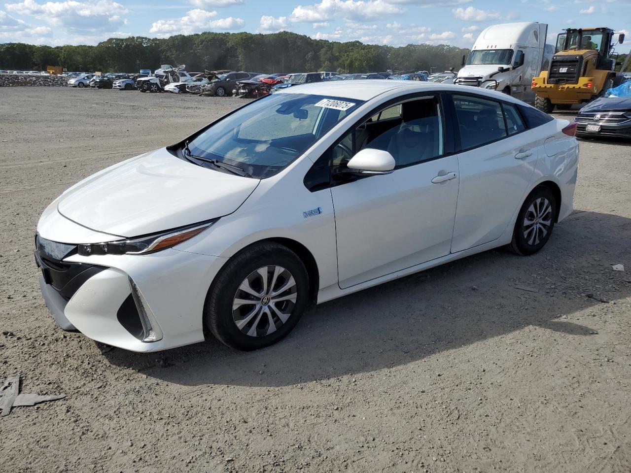 2020 Toyota Prius prim LE