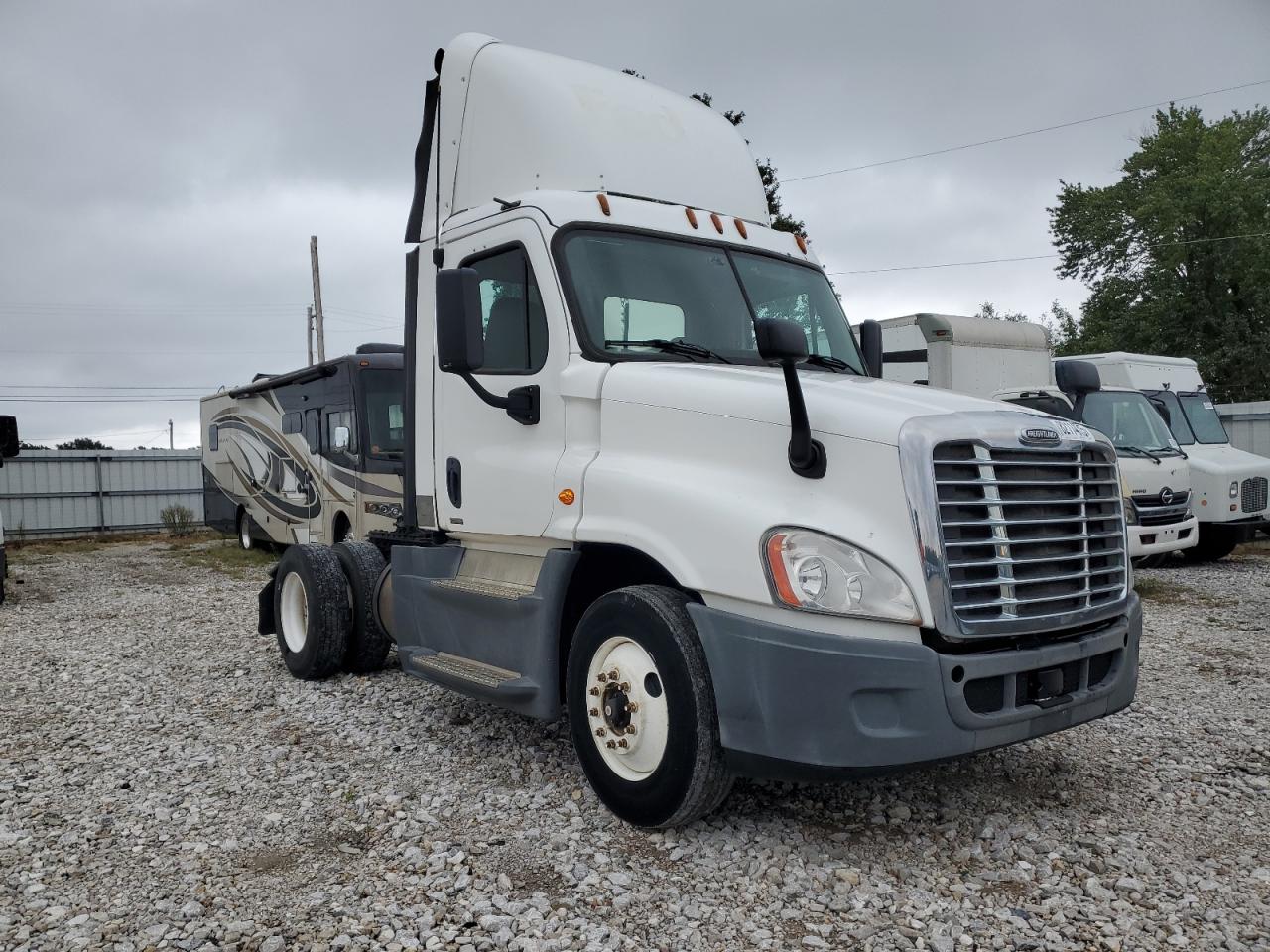2016 Freightliner Cascadia 1