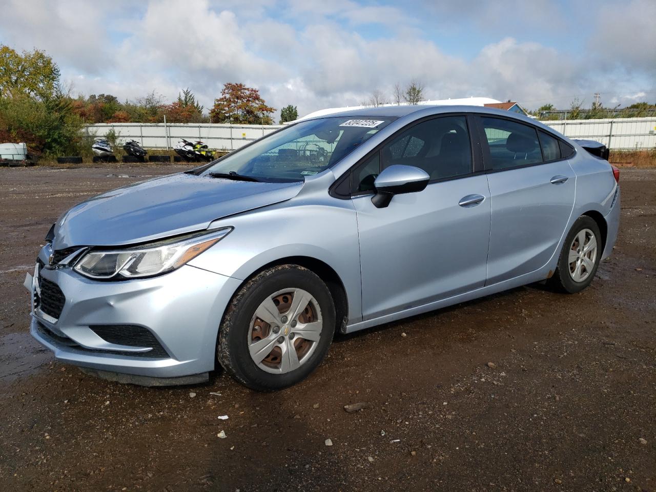 2018 Chevrolet Cruze ls LS