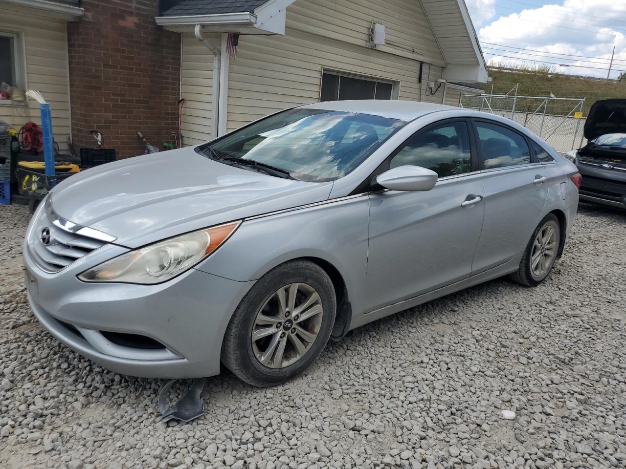 2011 Hyundai Sonata gls GLS