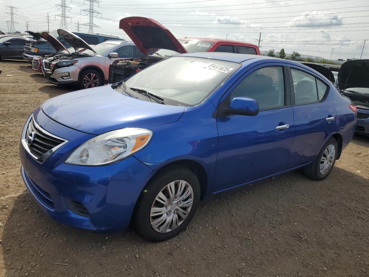 2012 Nissan Versa s S