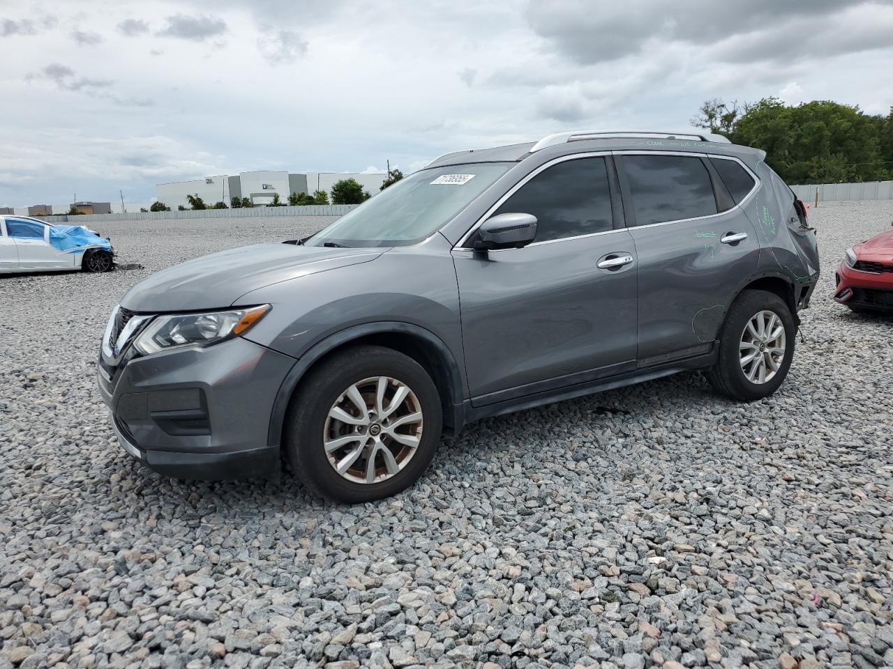 2018 Nissan Rogue s S
