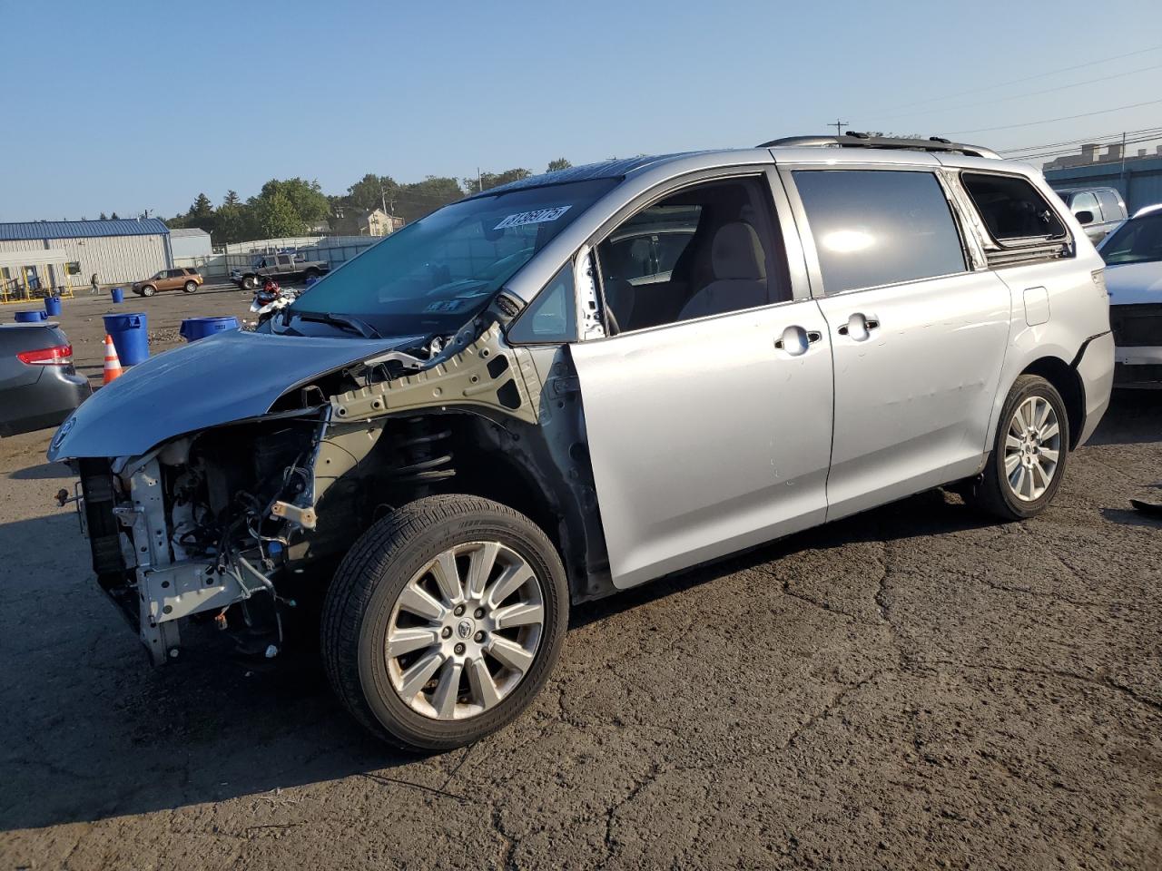 2013 Toyota Sienna le LE