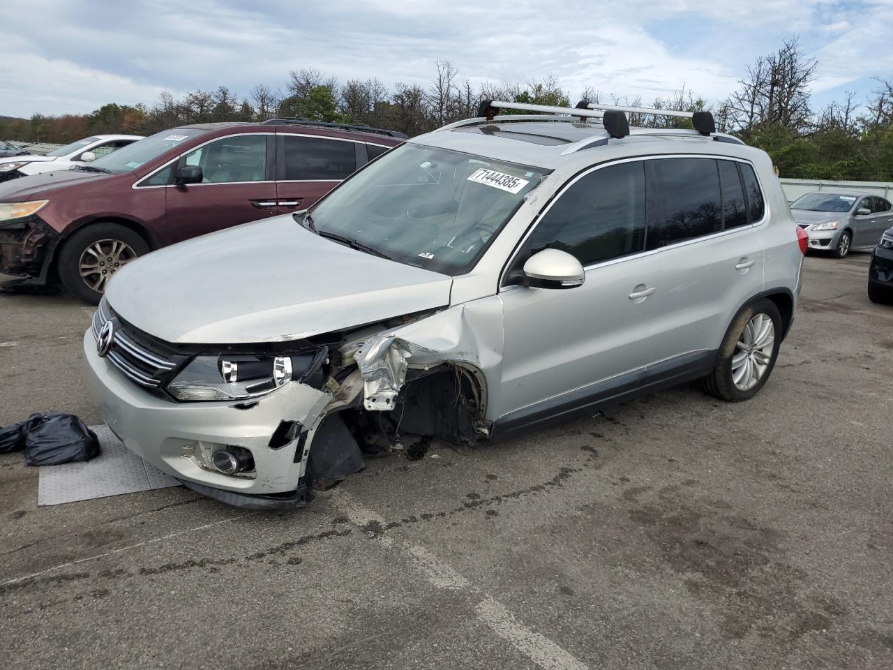 2014 Volkswagen Tiguan s S