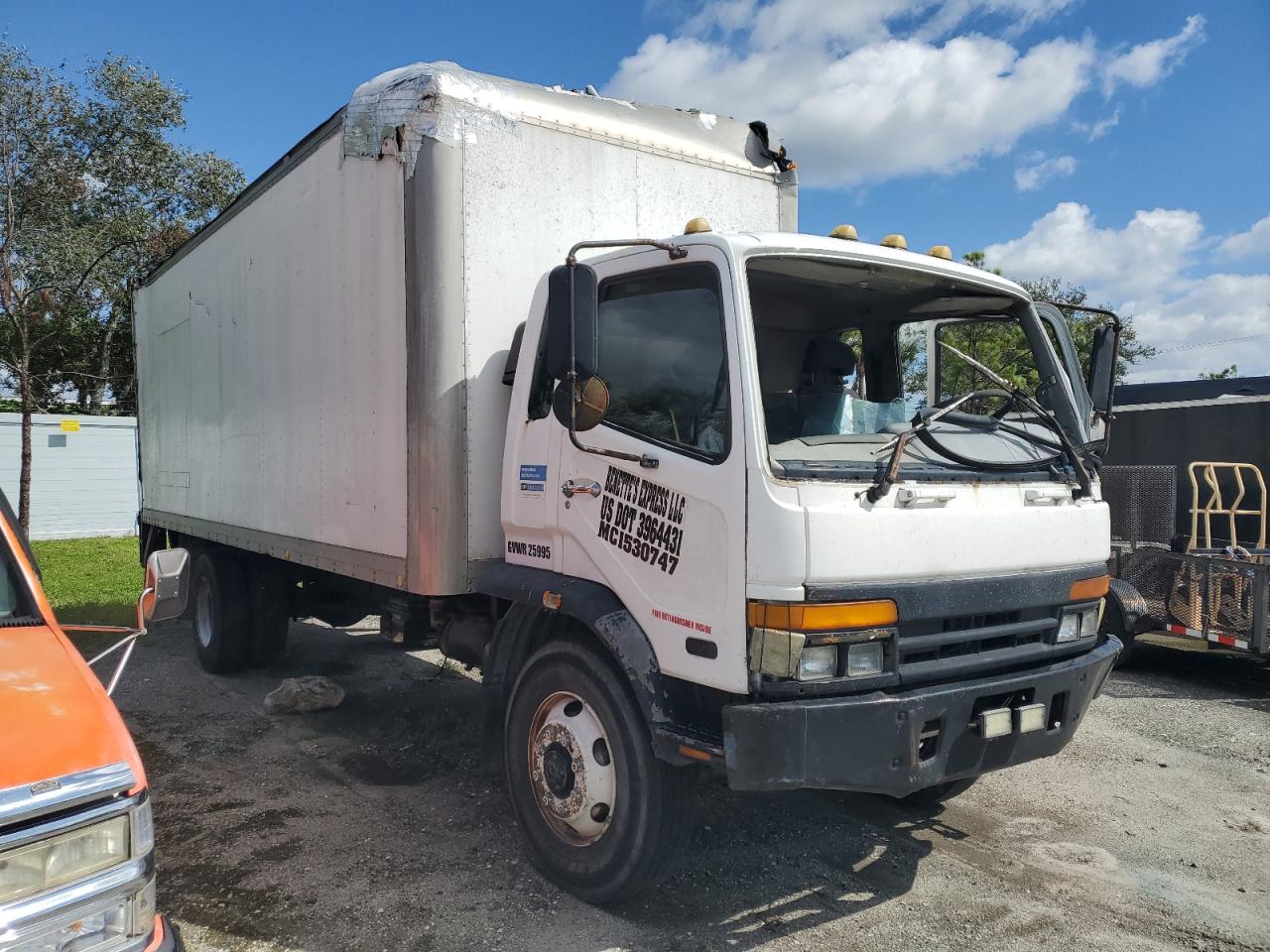2004 Mitsubishi Fuso Truck Of America Inc Fm 617