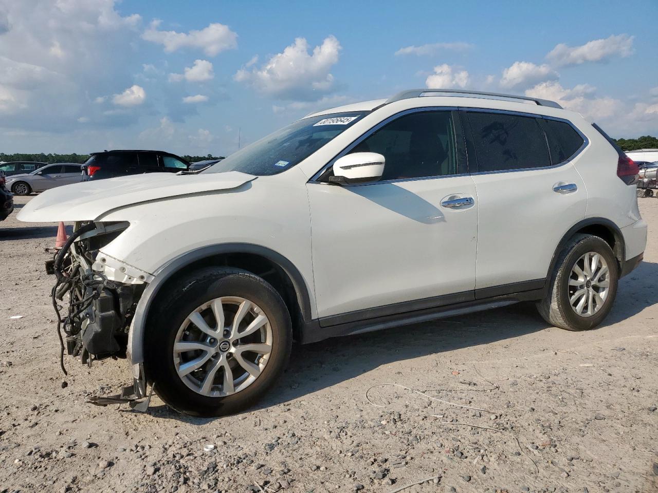 2018 Nissan Rogue s S