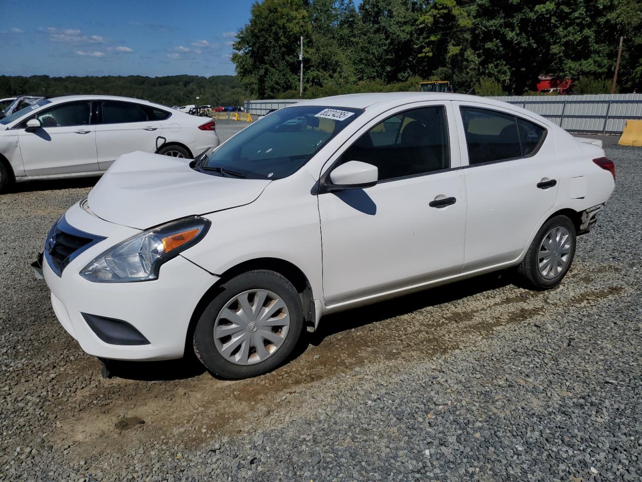 2016 Nissan Versa s S