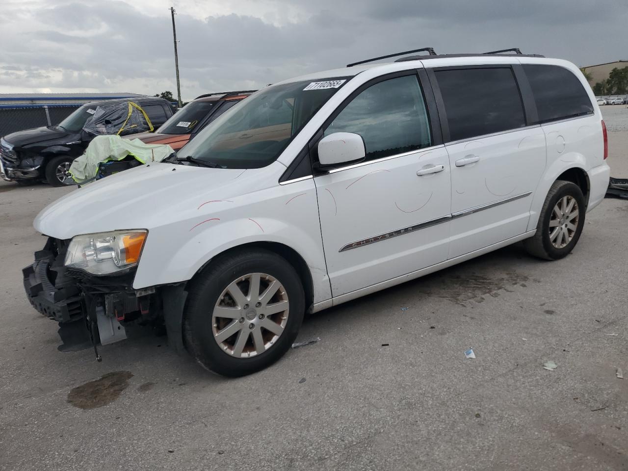 2015 Chrysler Town & cou TOURING