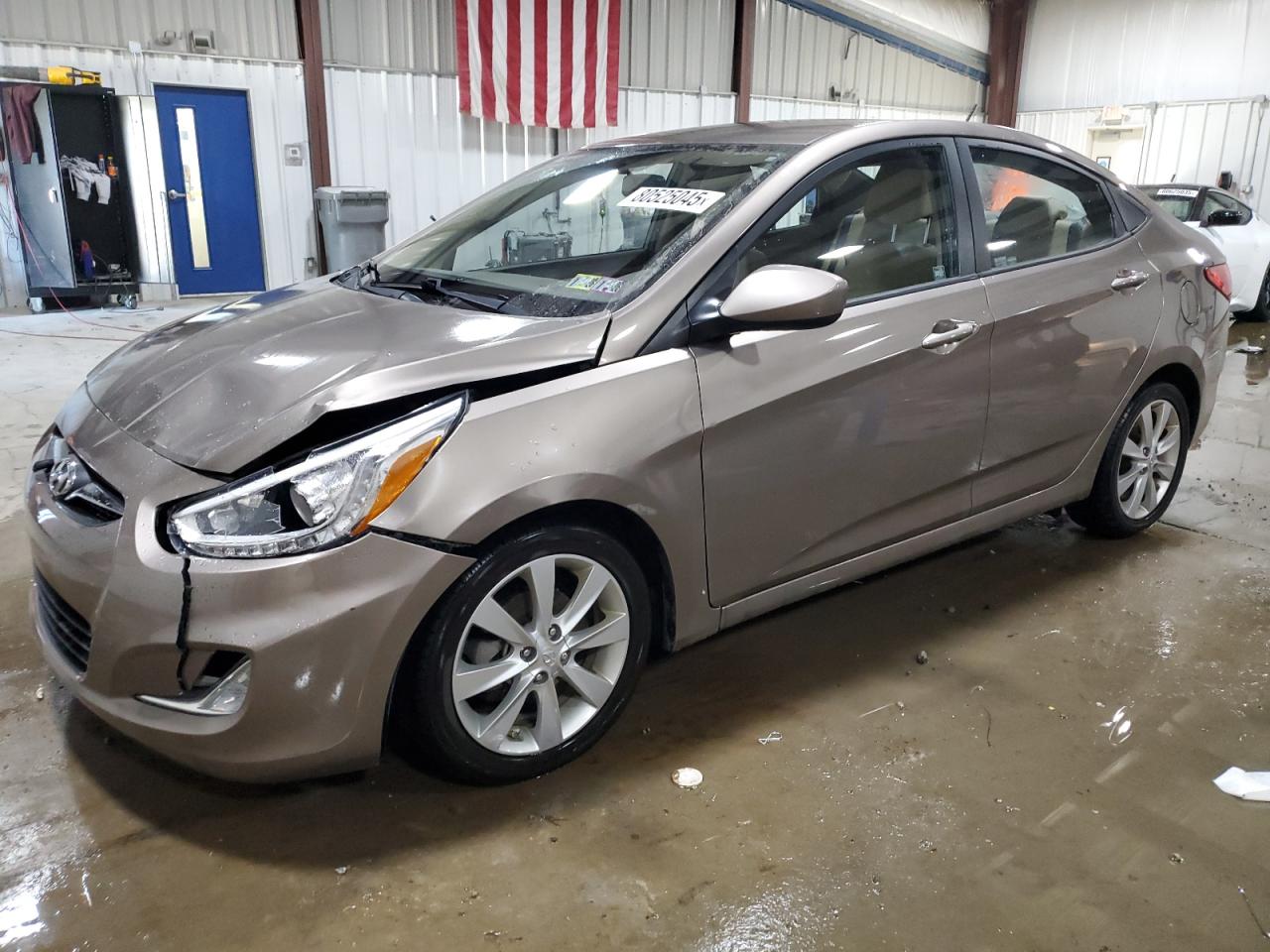 2014 Hyundai Accent gls GLS