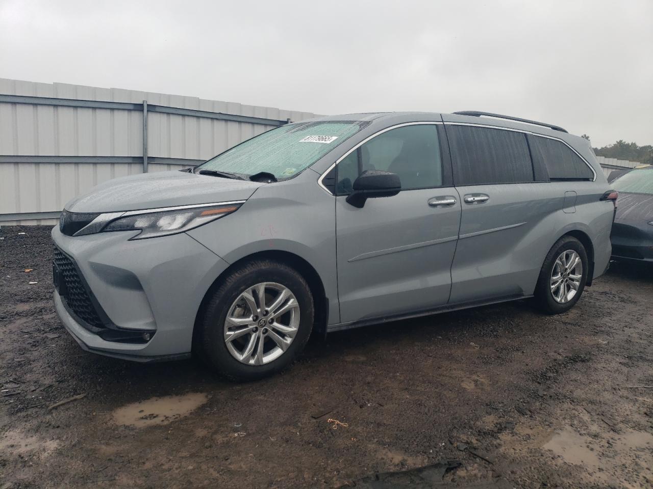 2023 Toyota Sienna xse XSE