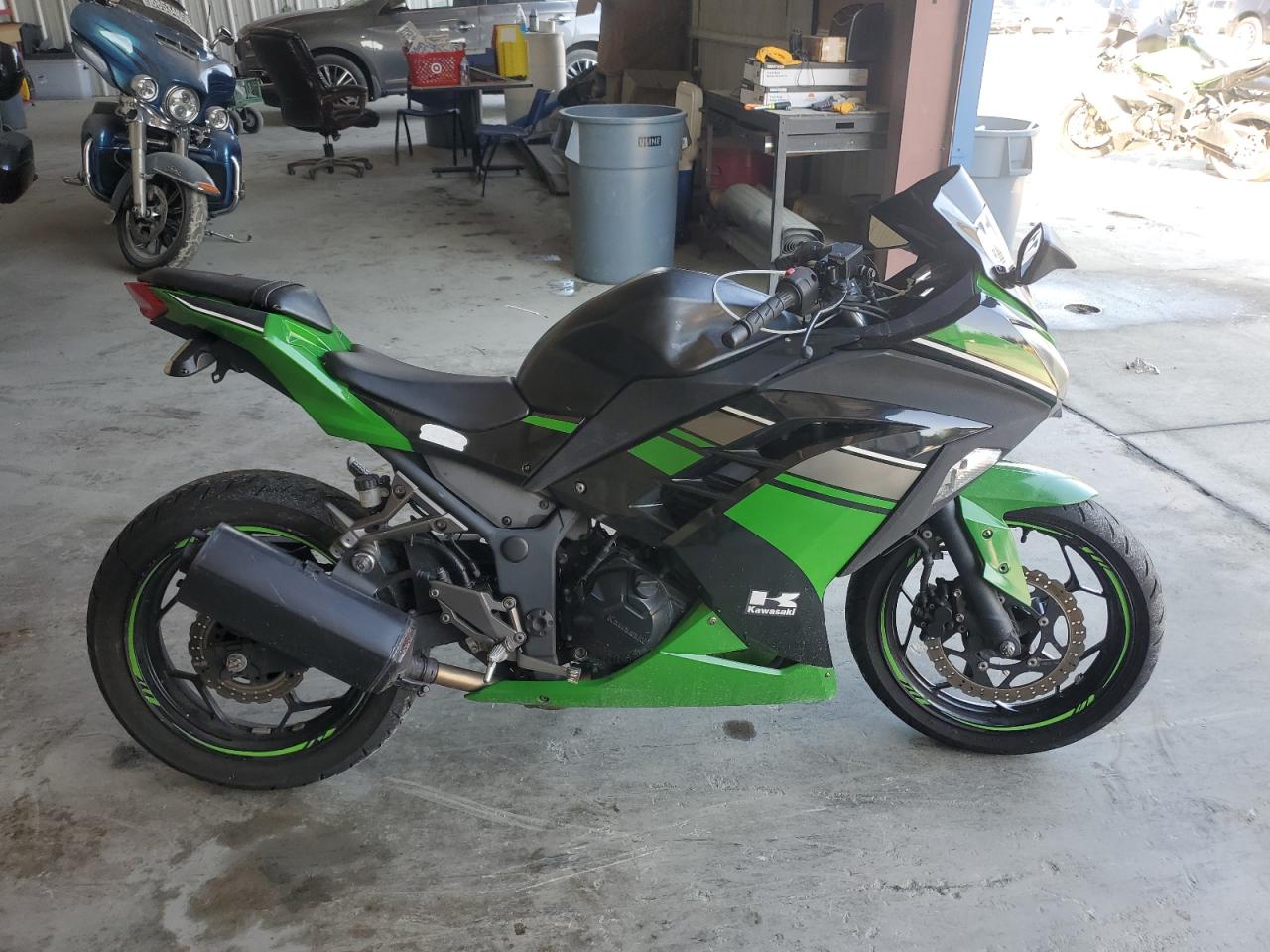 2016 Kawasaki Ex300 a A