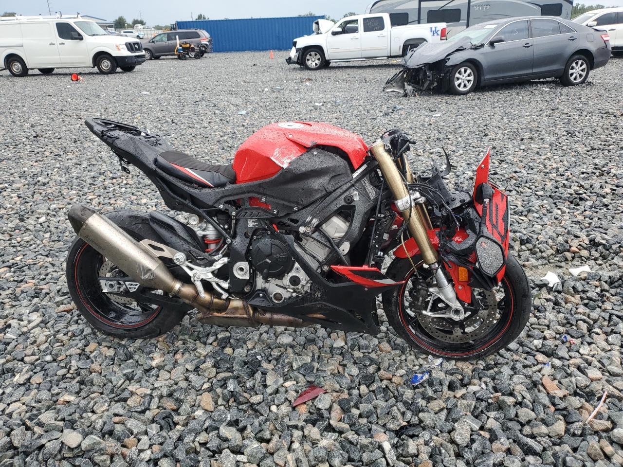 2024 BMW S 1000