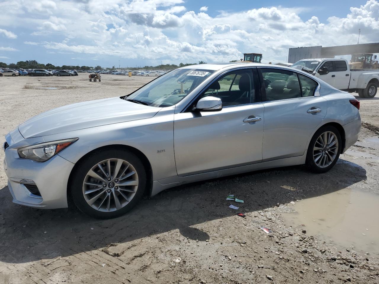 2018 Infiniti Q50 luxe LUXE