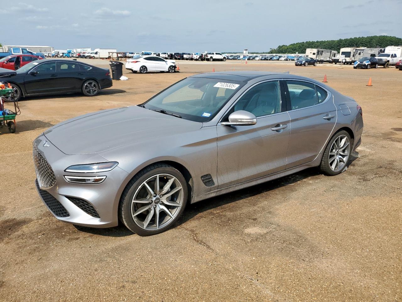 2022 Genesis G70 Base