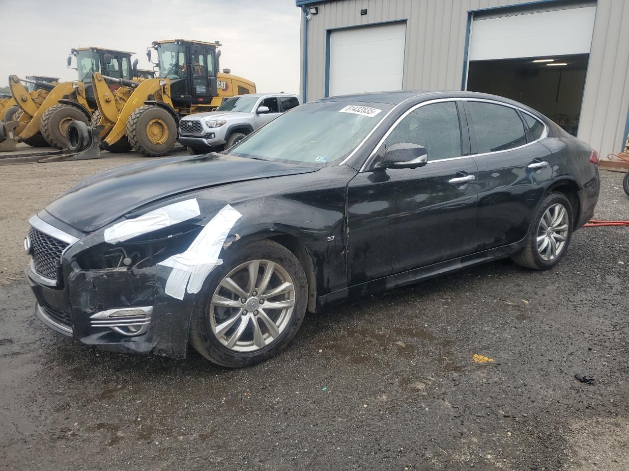 2017 Infiniti Q70 3.7