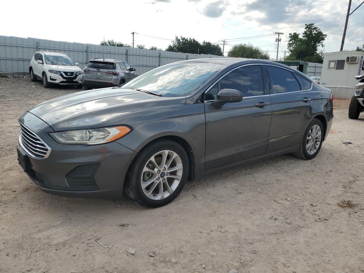 2020 Ford Fusion se SE
