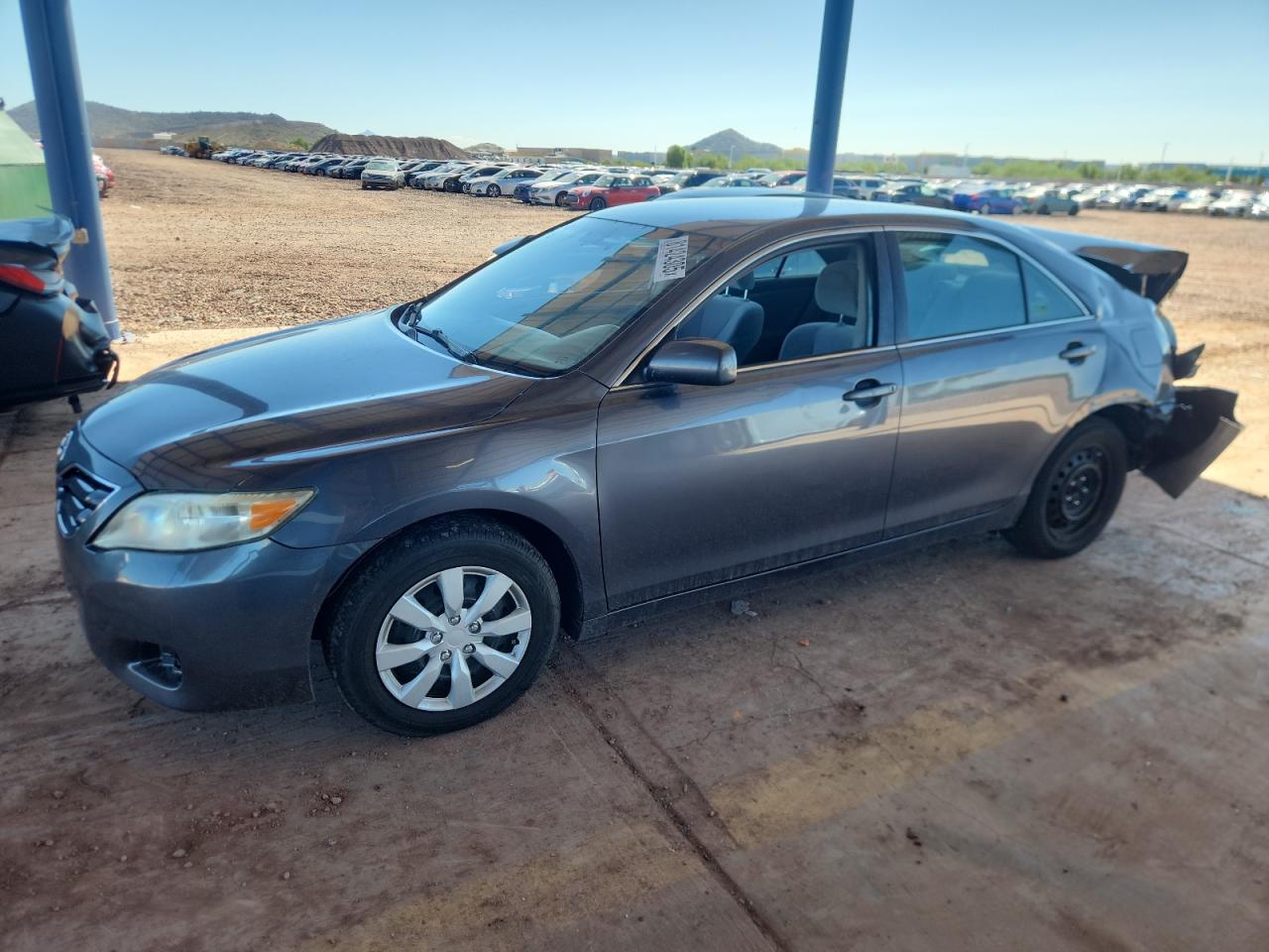 Toyota Camry base