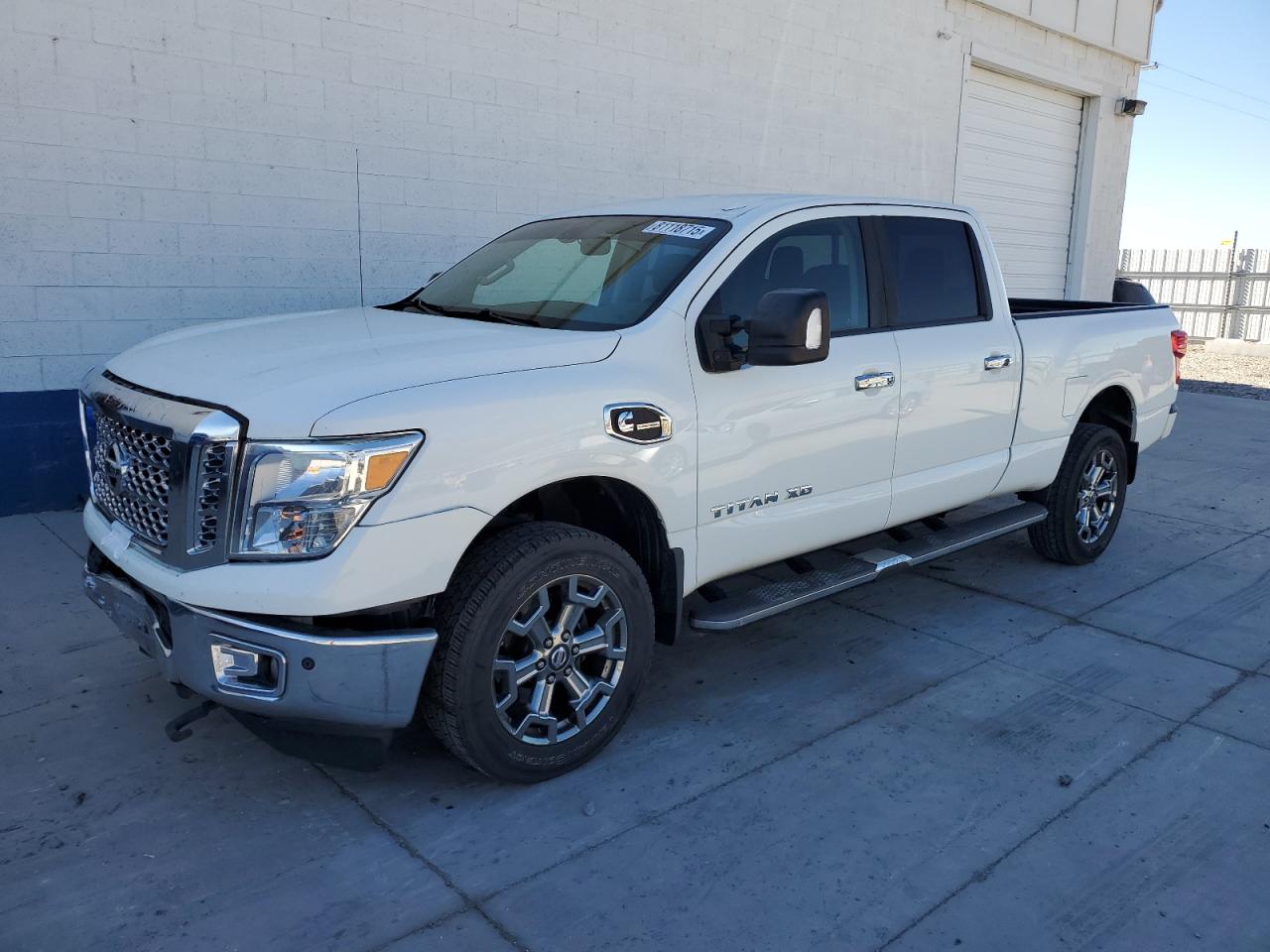 2017 Nissan Titan xd sl SL