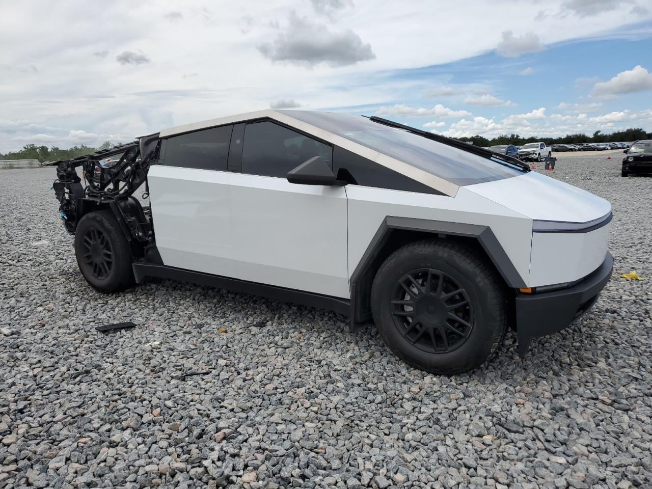 2024 Tesla Cybertruck