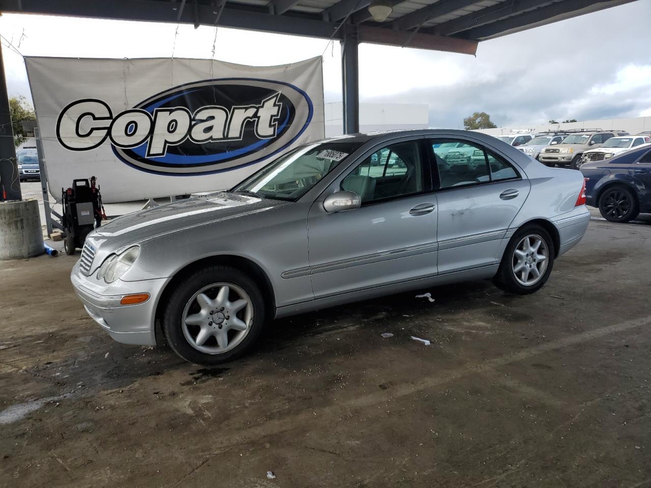 2002 Mercedes-benz C class C 320