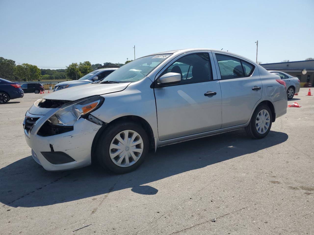 2019 Nissan Versa s S