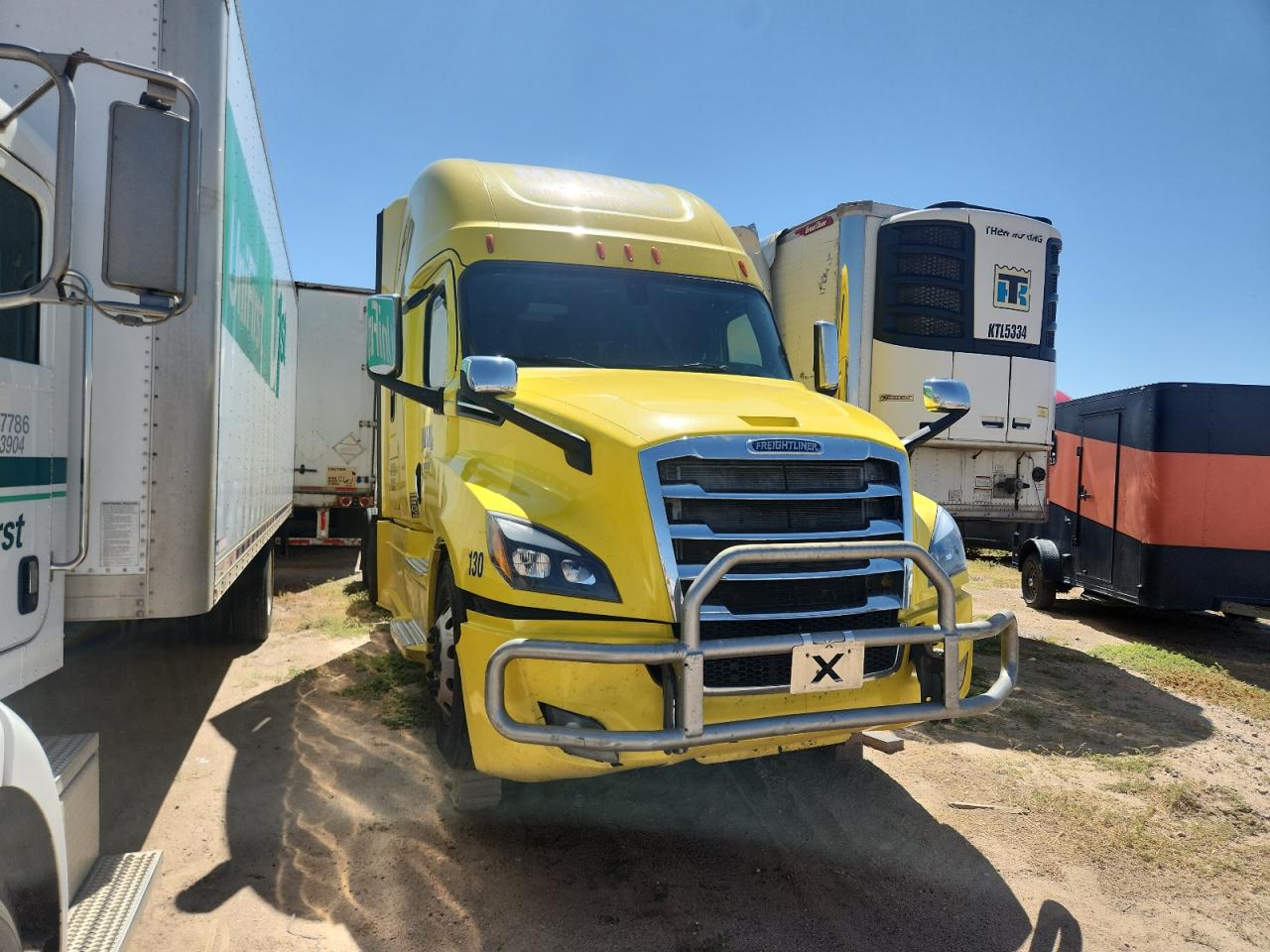 2020 Freightliner Cascadia 1