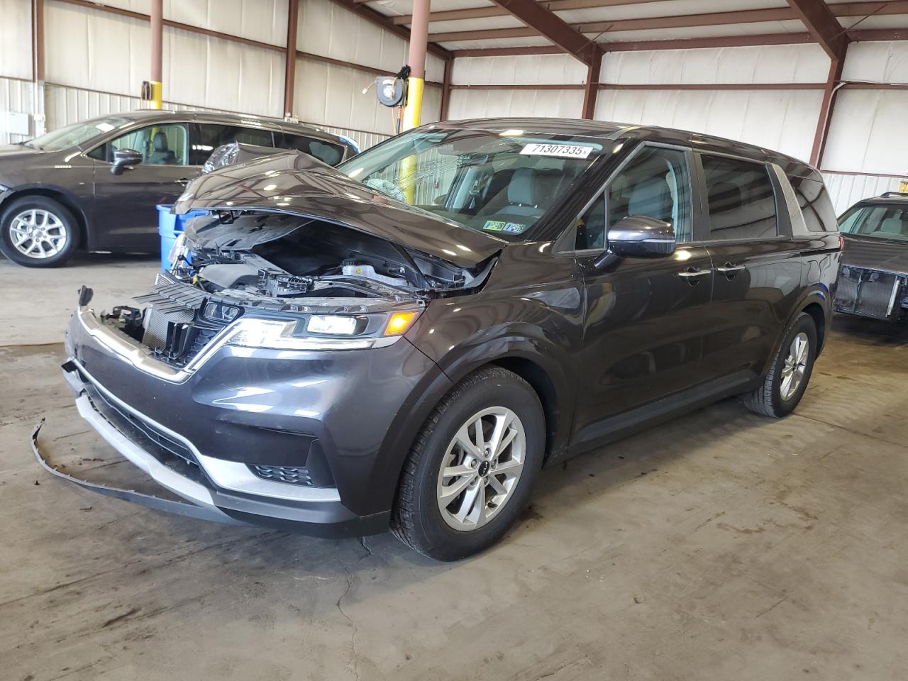2022 Kia Carnival l LX