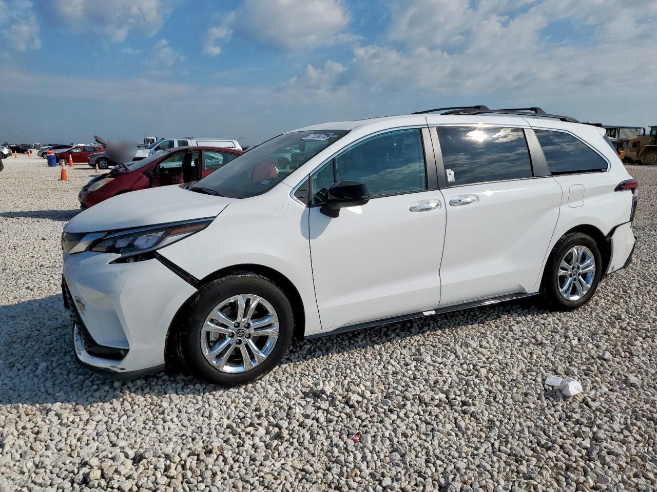 2023 Toyota Sienna xse XSE