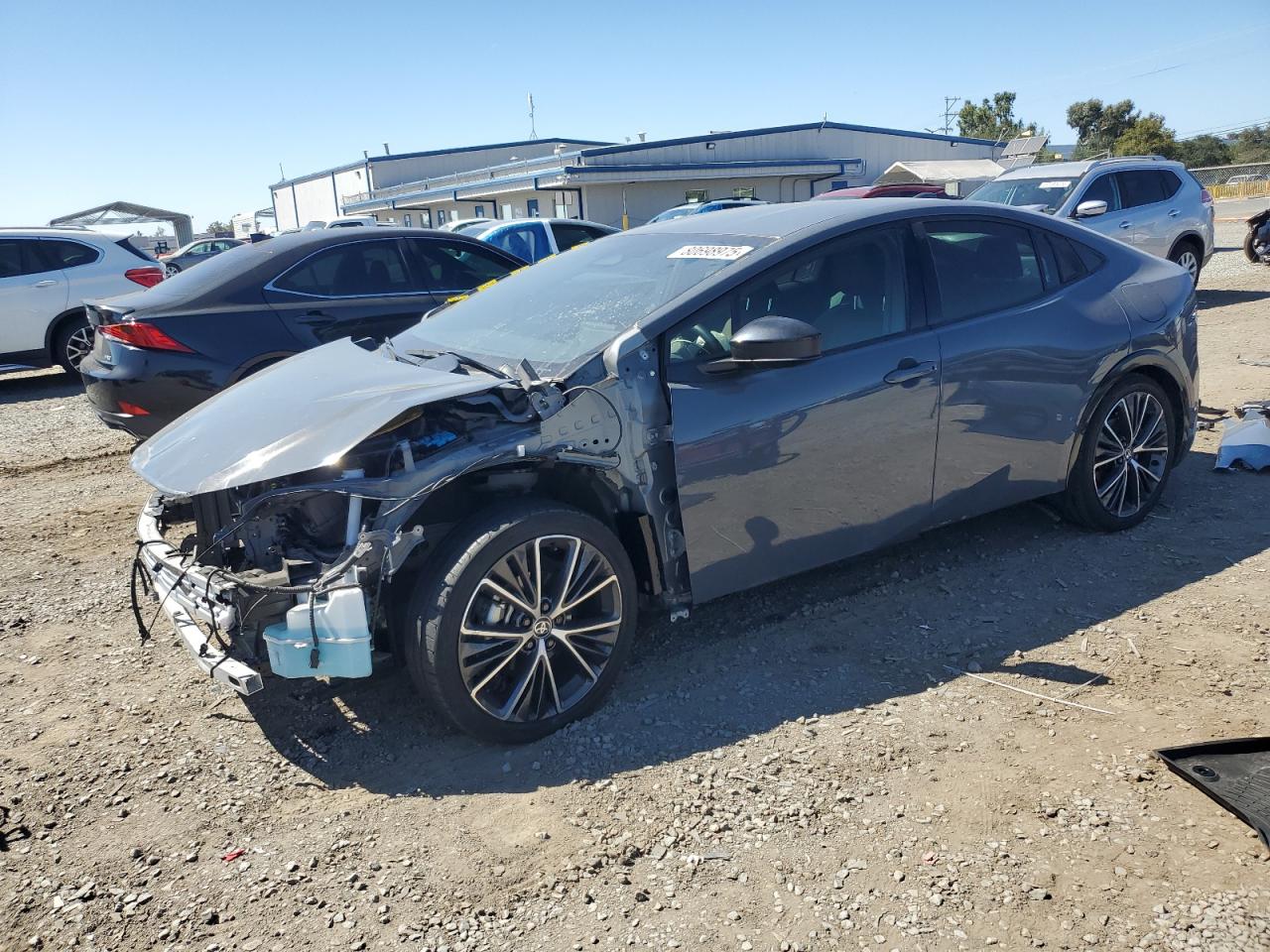 2023 Toyota Prius le LE