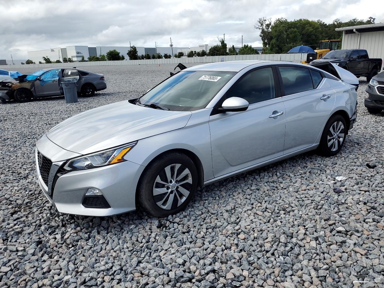 2019 Nissan Altima s S