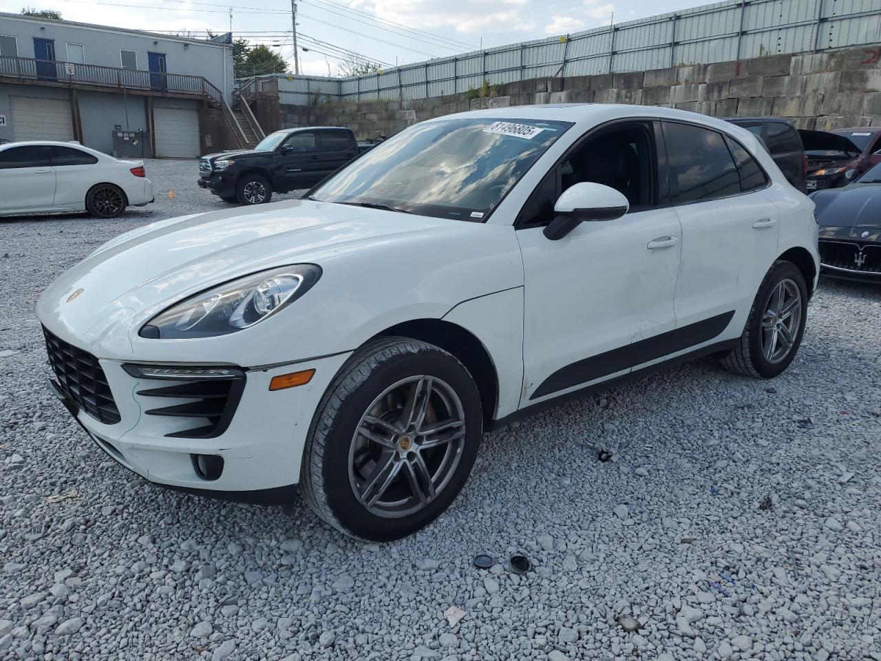 2015 Porsche Macan