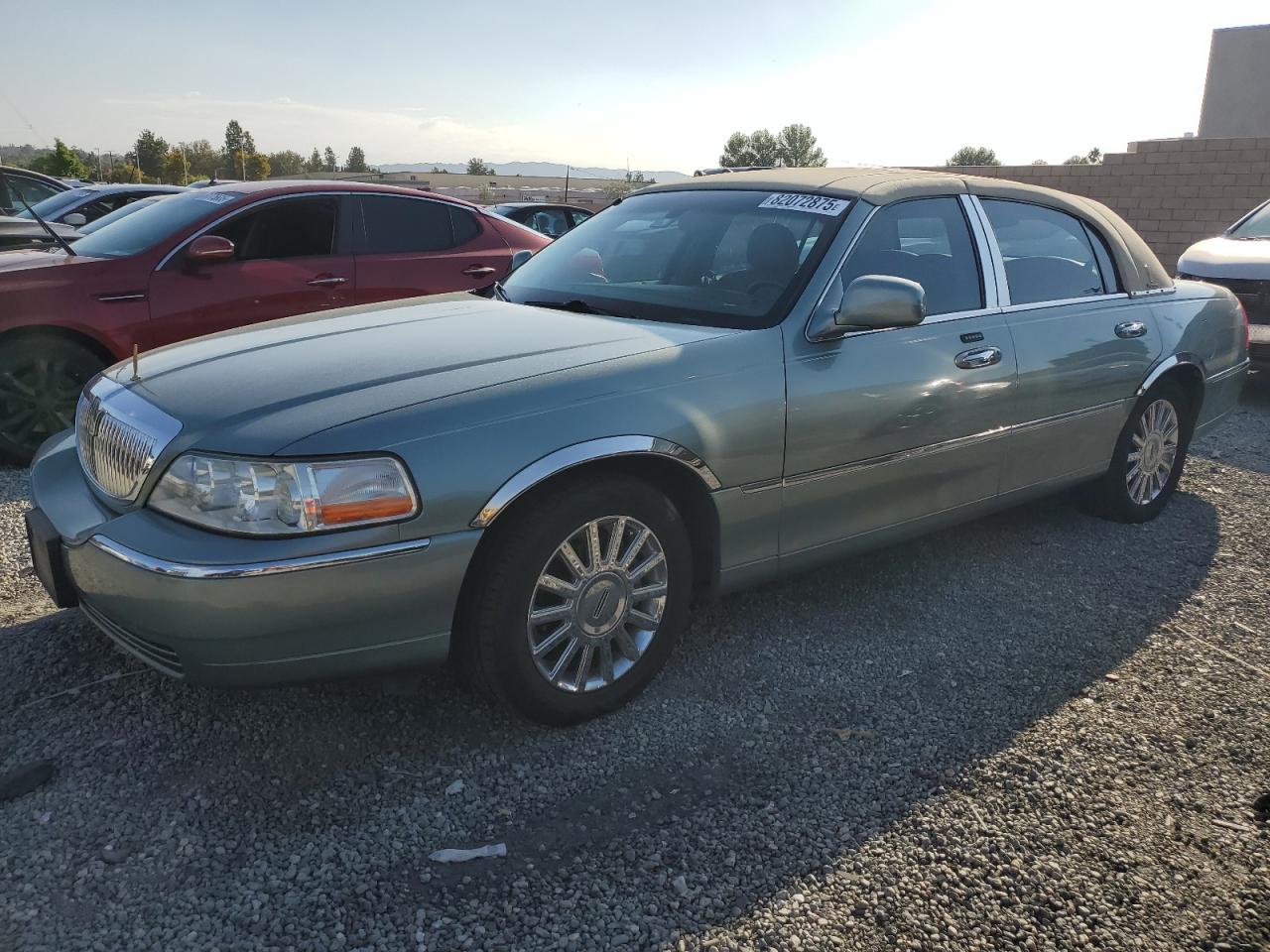 2004 Lincoln Town Car