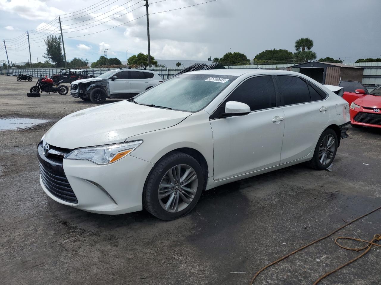 2017 Toyota Camry le LE