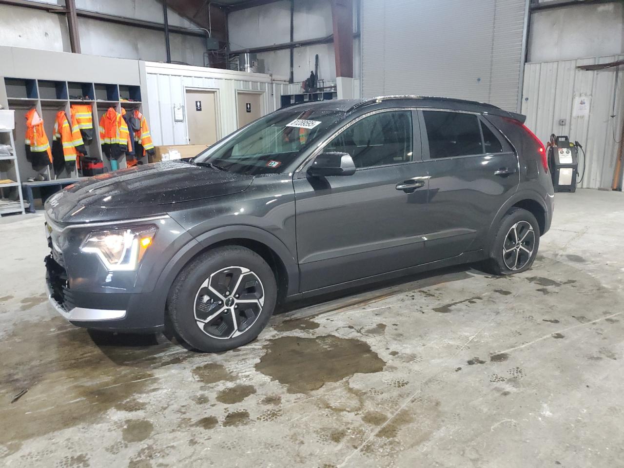 2024 Kia Niro Lx